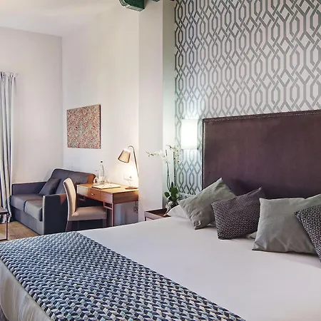 Legado Oromana Hotel