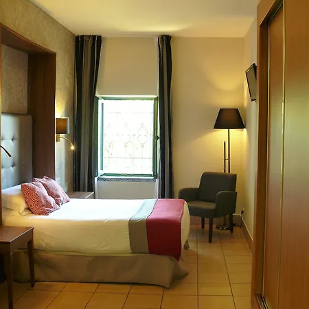 Oromana Hotel 3*